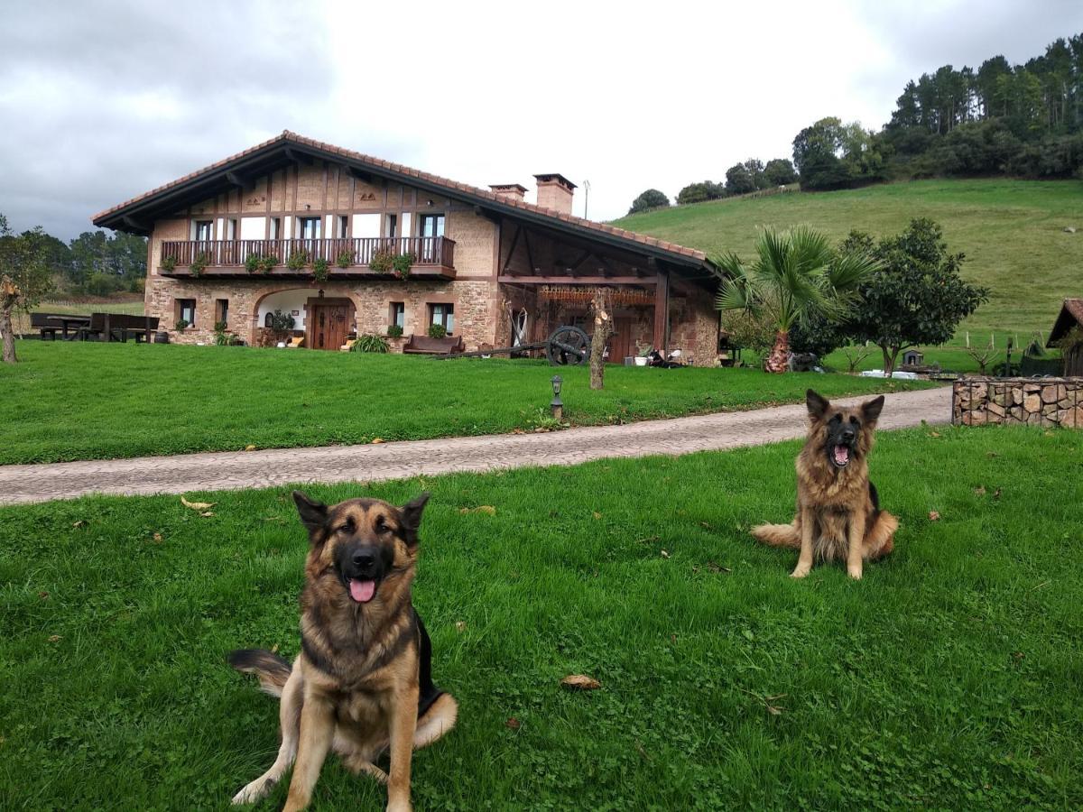 Gasthaus Lezamakoetxe Sopuerta Exterior foto